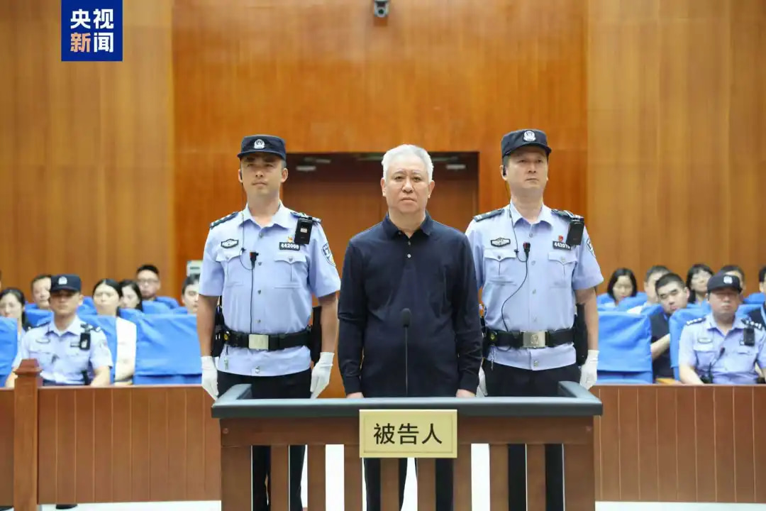 你我他皆凡人，不过沧海一粟